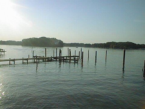 A Cove at Colonial Beach.jpg (31907 bytes)
