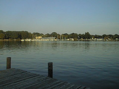 FromMBCampground2.jpg (27658 bytes)