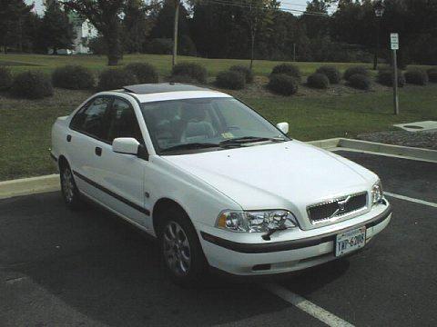 MyRentalCar2.jpg (27276 bytes)
