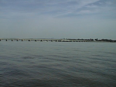 Benedict Bridge East.jpg (24235 bytes)